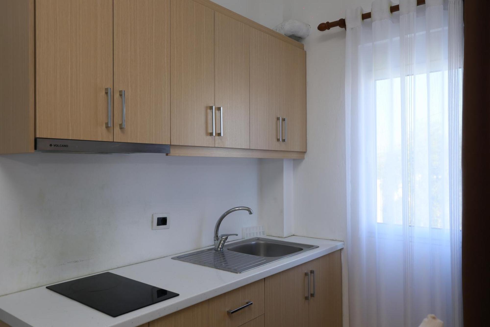 Michelle Apartments Ksamil Esterno foto