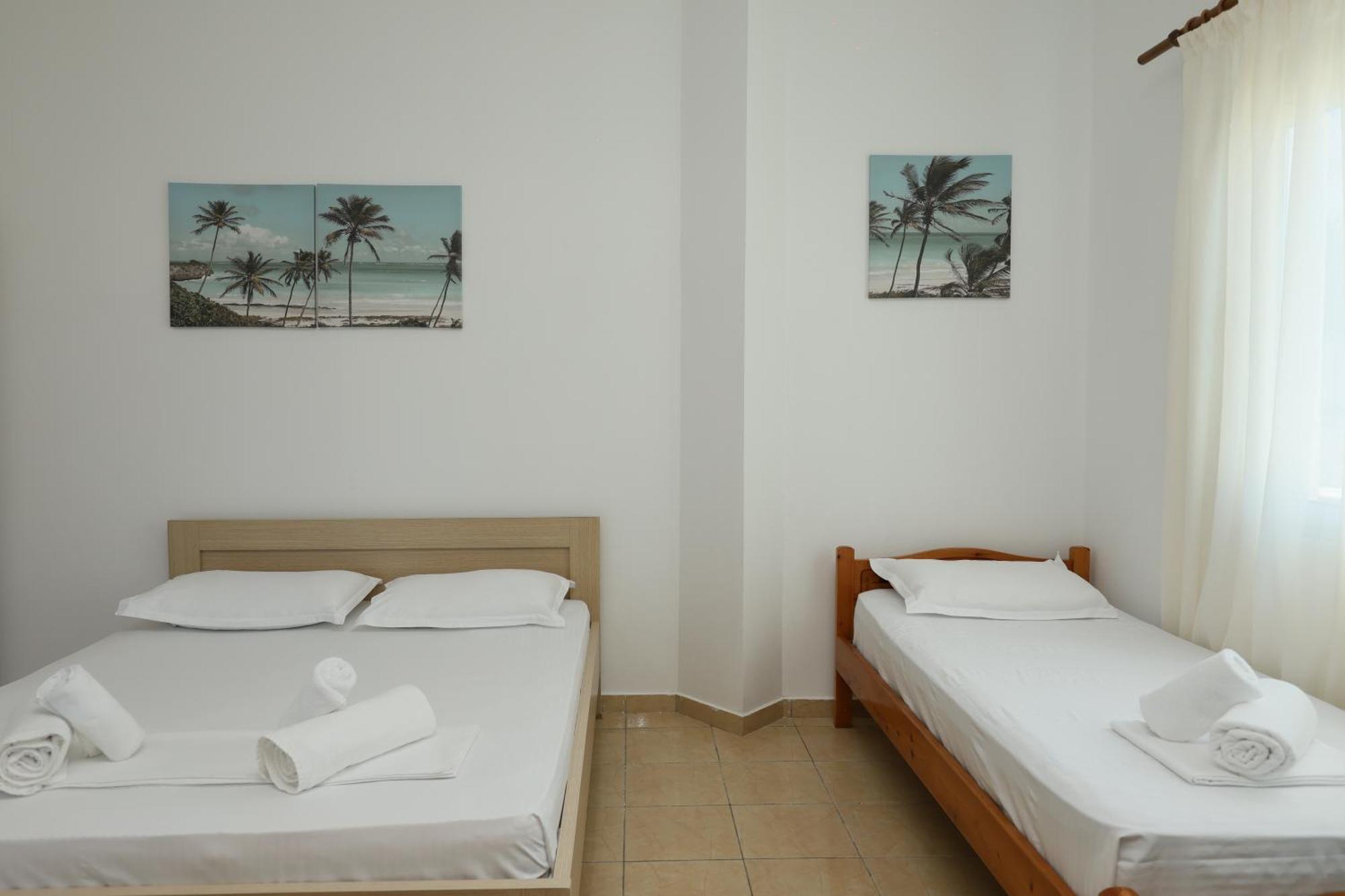 Michelle Apartments Ksamil Esterno foto