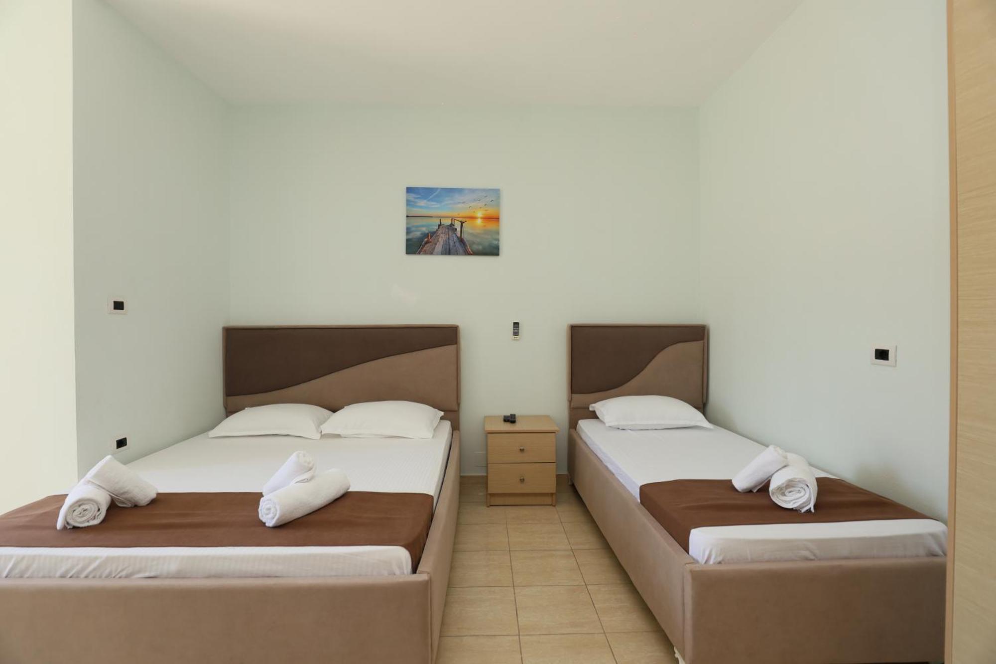 Michelle Apartments Ksamil Esterno foto